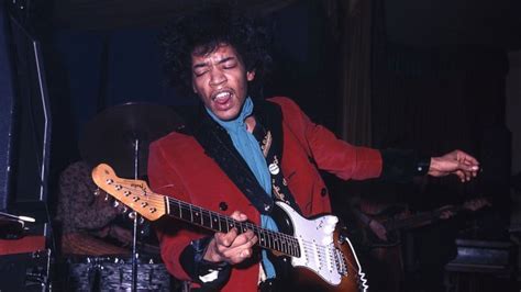 The Strange Way Jimi Hendrix Played Guitar Mozart Project