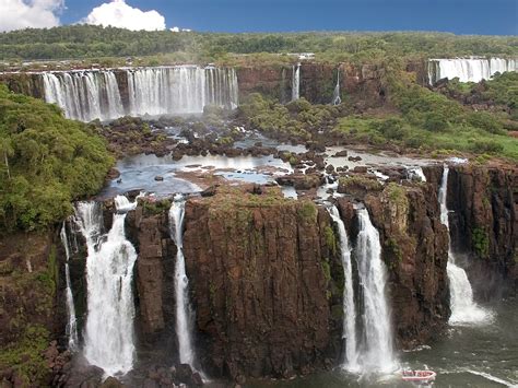 Iguazu Falls Argentina And Brazil Beautiful Places To