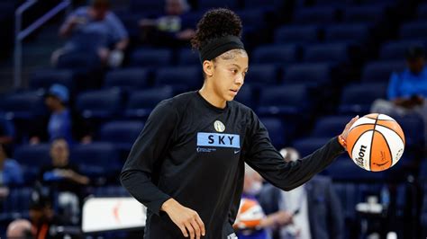 Candace Parker Announces Shes Signing With Las Vegas Aces Trendradars Latest