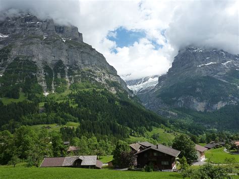 Switzerland is a country located in central europe between germany, italy, france, and austria. File:Grindelwald, Switzerland - Chalets, Galcier and the Eiger - panoramio.jpg - Wikimedia Commons