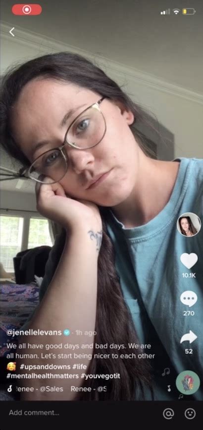 Teen Mom S Jenelle Evans Posts Bizarre Tiktok Showing Her Topless Drinking And Smoking In