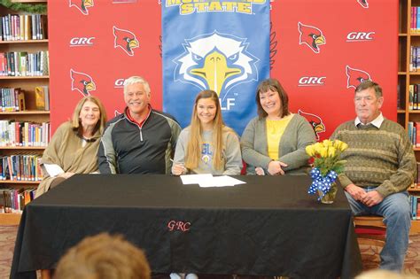 First of all, there are no indicators to find this bus in airport. Hannah Curreri signs with Morehead State University ...