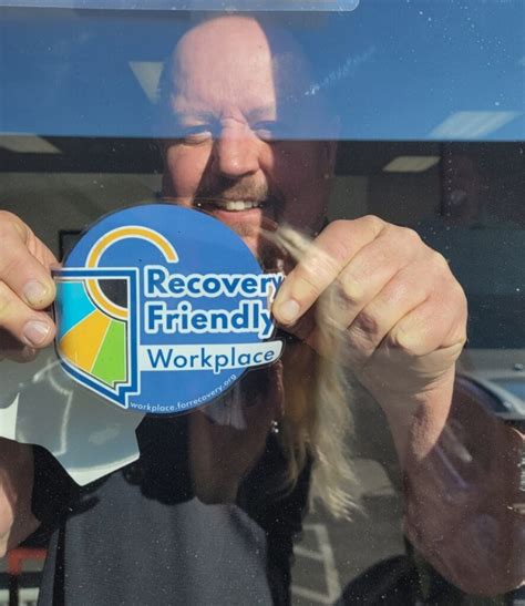 Top 5 Reasons Your Business Should Become A Recovery Friendly Workplace