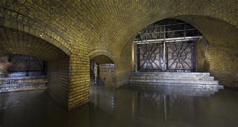 What Lies Below A Look At Secret Subterranean London Gizmodo Uk
