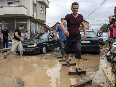 Κύριε, στήριξέ με και φύτεψε στην καρδιά μου την αγάπη και το μεγάλο σεβασμό για σένα. 20 ΝΕΚΡΟΙ ΚΑΙ ΑΡΚΕΤΟΙ ΑΓΝΟΟΥΜΕΝΟΙ ΑΠΟ ΠΡΩΤΟΦΑΝΕΙΣ ...