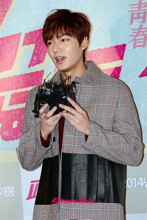 Последние твиты от lee min ho (@actorleeminho). Lee Min Ho at the VIP Premiere of Movie 'Blood Boiling ...