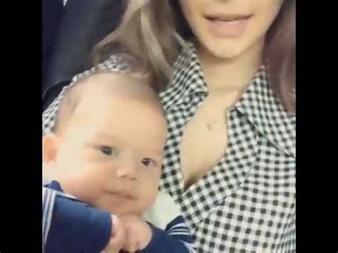 Not only being a gift for his daddy and mommy. Maxwell & Sarah ระหว่างเดินทางไปหา Mike - YouTube