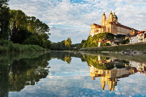 Im angebot von krems an der donau (stadt) für das thema häuser kaufen sind sicher auch neue häuser zum kauf für sie vorhanden. Das Tor zur Wachau: Melk an der Donau - Melk - Sehenswerte ...