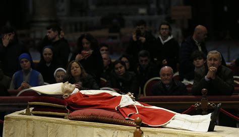what you need to know about the historic funeral of pope benedict xvi america magazine