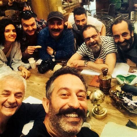 Foto Raf Ve Fragman Ile Cem Y Lmaz N Yeni Filmi Pek Yak Nda