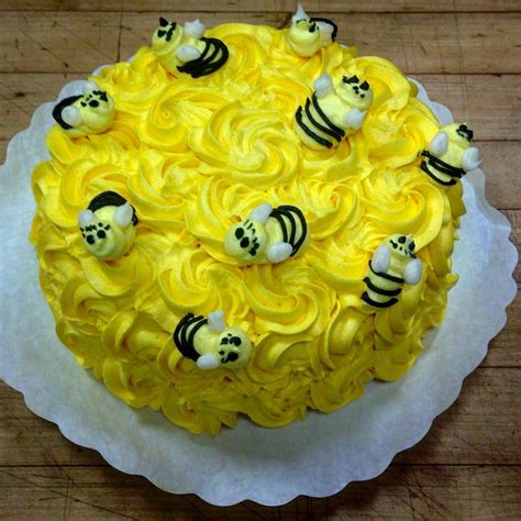 Bumble Bee Smash Cake Yellow Swirled Buttercream Icing With Edible