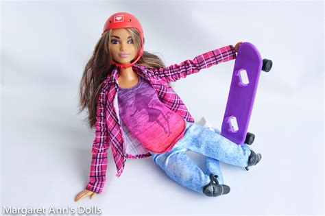 Barbie Skateboarder Made To Move Doll Review Recenzja Sportowa Lalka Skateboardzistka