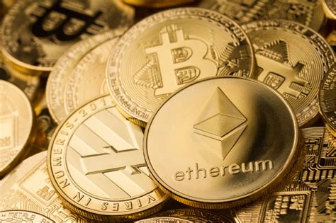As of today, bitcoin is not accepted as a legal tender in india, although there is no such rule wrt to trading of bitcoins. Is Bitcoin Illegal In India Quora - Quora Begins Making ...