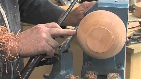 How To Turn A Basic Bowl Part I Youtube