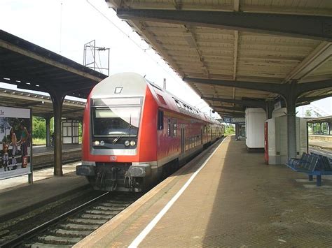 Die lutherstadt wittenberg ist das perfekte ziel für ihren frühlingsurlaub! RE nach Lutherstadt Wittenberg mit einem Steuerwagen der ...