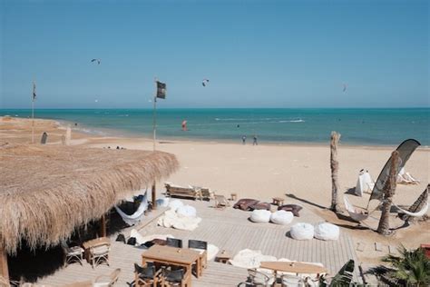 makani beach club learn kitesurfing in el gouna