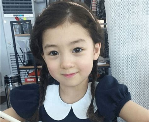 ‘세계서 가장 예쁜 아이로 외신에 소개된 6살 모델 인사이트