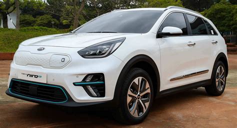 Kia Niro Ev Revealed Can Travel Up To 236 Miles On A Single Charge