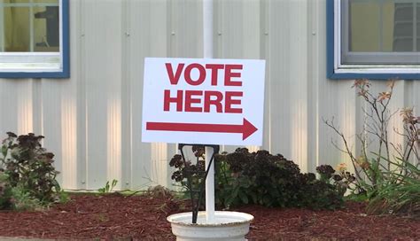 Va Voters Head To Polls Early To Cast Ballots 47abc