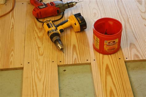 Lantai kayu selgrid merupakan lantai parket kayu berkualitas dengan harga murah, teknologi harga lantai kayu per meter persegi + biaya pemasangan. Langkah Demi Langkah Memasang Lantai Kayu Parket/Solid ...
