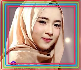 Download lagu sholawat nissa sabyan mp3 dapat kamu download secara gratis di metrolagu. Kumpulan Sholawat Lagu Nissa Sabyan Mp3 Download Full Album Terbaru - Musicontempo