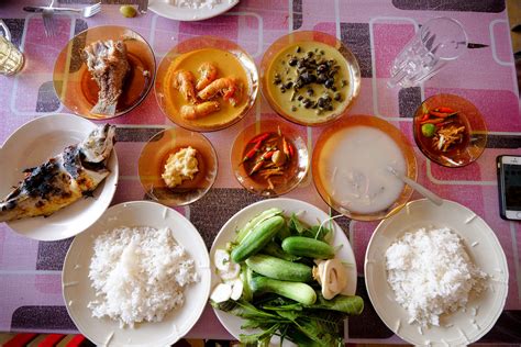 Dumi Nasi Ulam Kelantan Food