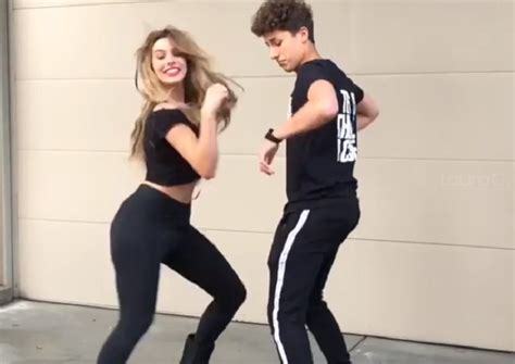 Lele Pons Y Juanpa Zurita Enseñan A Sus Amigos A Bailar Al Ritmo Latino