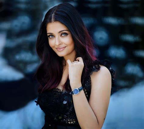 Now, you should check out the list without waiting further. Top 10 Most Beautiful Women in the World 2020 - Prashantji ...