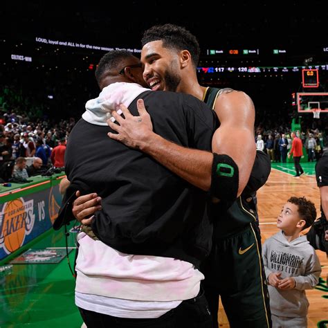 Boston Celtics On Twitter Give Out Some Hugs Today Nationalhugday