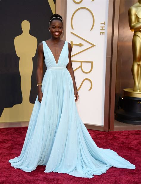 Lupita Nyongo In Prada 2014 Oscars Red Carpet
