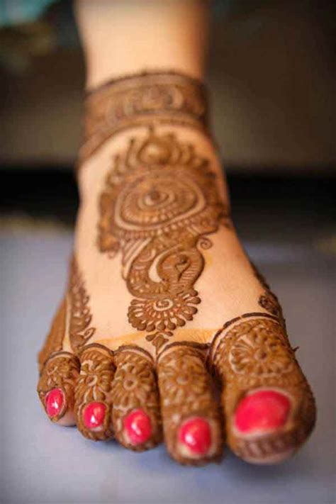 Best Bridal Mehndi Designs 2021 22 For Wedding Fashioneven