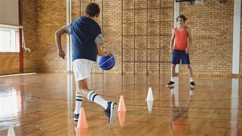 5 dribbling drills to help youth basketball players improve their handle teach hoops
