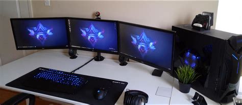 My Triple Monitor Setup 5 Years In The Making Laptop Gaming Setup
