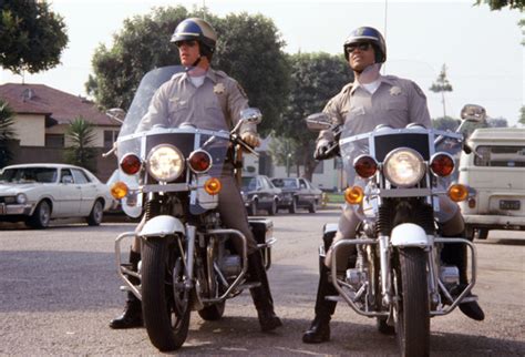 Chips, which stood for california highway patrol, followed the daily beats of two state motorcycle patrolmen as they patrolled the freeway system in and around los. BIOGRAFIAS E COISAS .COM: CHIPS A HISTORIA DA SERIE