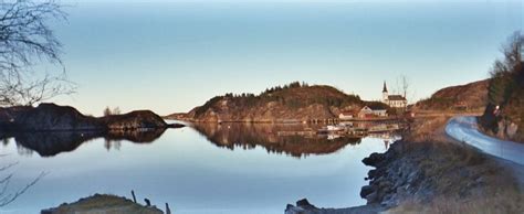 Luftaufnahmen in der region hitra, ferienhaus hemnskjel. Hitra med Norbotn kyrkje - List of islands of Norway - Wikipedia (With images) | Norway, Island ...