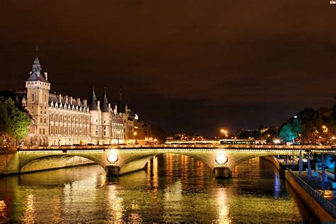 Discover more posts about francja. Paryż, Francja, Sekwana, Most