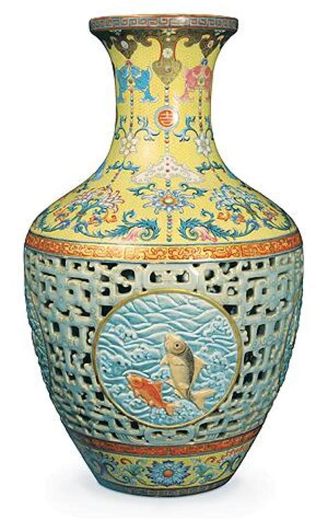 Inherited Chinese Vase Nabs 84m At Auction Cbc News