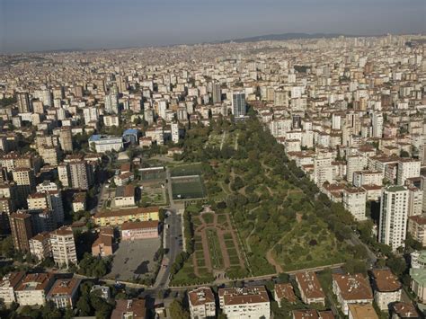 Teşvikiye'de bulunan tek deprem toplanma alanı ranta açılıyor. Her park deprem toplanma alanı mıdır?
