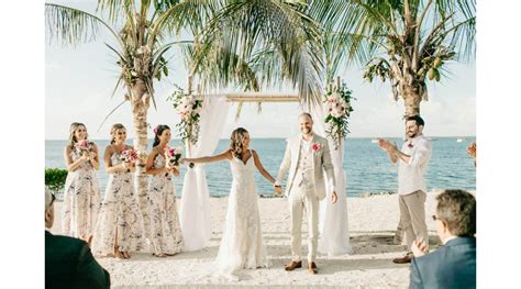 Free for commercial use no attribution required high quality images. The Best Beach Wedding Venues in Florida | Southern Living