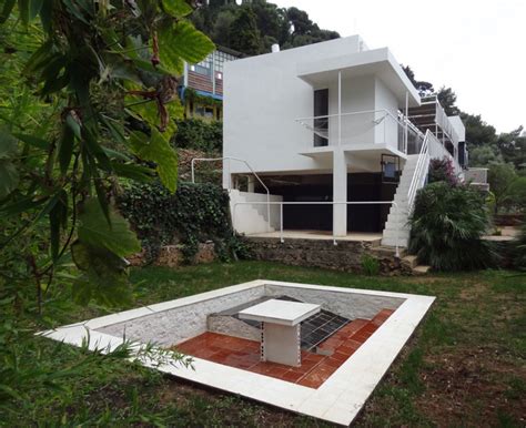 Once on the verge of ruin from neglect, architect eileen gray's villa e.1027 has been fully restored and is available for tours by appointment. Eileen Gray, Villa E-1027, Roquebrune-Cap-Martin,... at Sixten Sason in wonderland