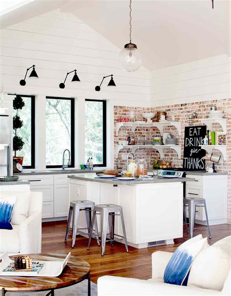 16 Modern Farmhouse Interiors That Showcase The Style Flawlessly