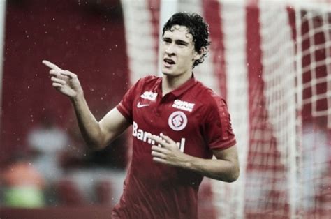 Check out his latest detailed stats including goals, assists, strengths & weaknesses and match ratings. Rodrigo Dourado comenta chance na Seleção Olímpica e ...