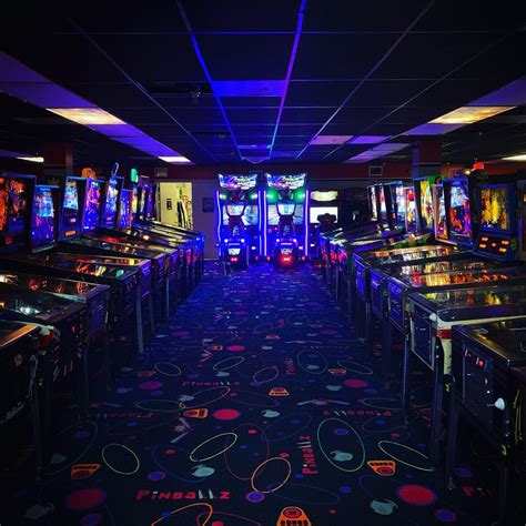 Pinballz Is A 90s Themed Video Game Arcade In Texas