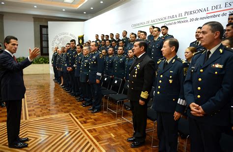 Para the economist, méxico cedió a varias demandas de estados unidos por razones políticas: El gabinete de Peña Nieto dice adiós a escoltas del Estado ...