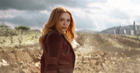 Download Elizabeth Olsen Scarlet Witch Movie Avengers Infinity War Hd
