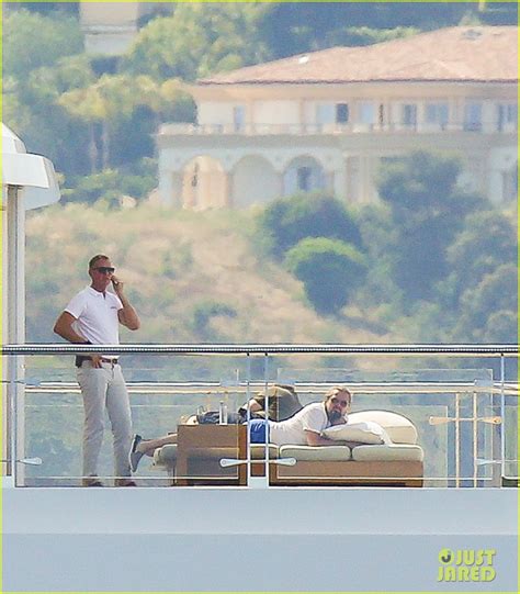 Photo Leonardo Dicaprio Spends Another Day On His Yacht In Cannes 32