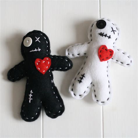 Now there's probably small things i missed but you really get the full picture here. Make Your Own Voodoo Dolls Kit Felt Voodoo Dolls Sewing Kit
