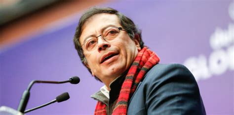 Perfil oficial del dirigente político progresista colombiano gustavo petro. Con un tuit, Gustavo Petro se ganó el repudio de miles de ...