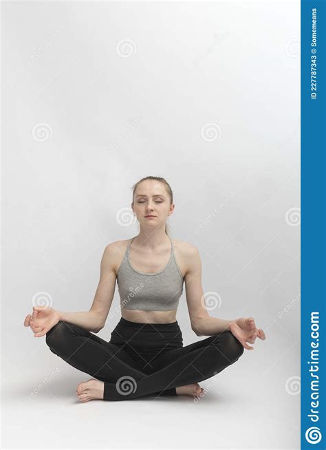Sukhasana Woman Yoga Sukhasana Pose Royalty Free Stock Image