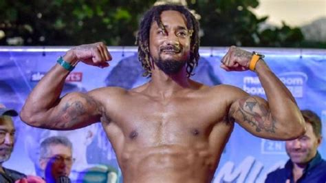 'boo boo' teamed up with eddie hearn in july 2018 and in his first fight with matchroom in october. Boxeo: Demetrius Andrade lanza duro mensaje al 'Canelo ...